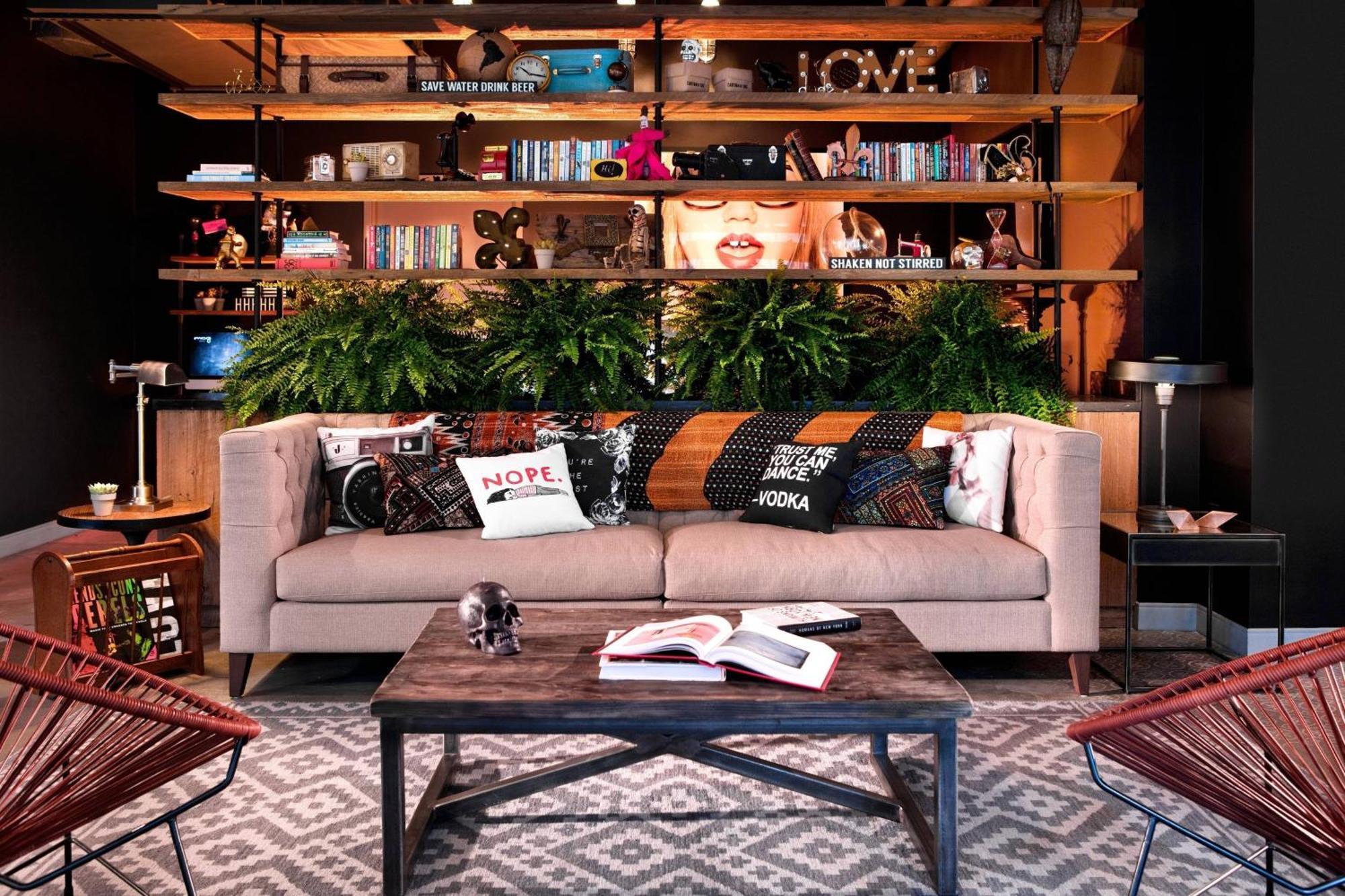 Готель Moxy New Orleans Downtown/French Quarter Area Екстер'єр фото