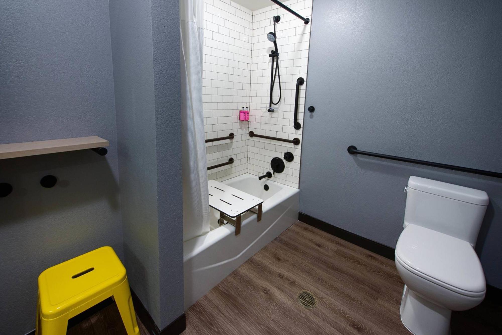 Готель Moxy New Orleans Downtown/French Quarter Area Екстер'єр фото
