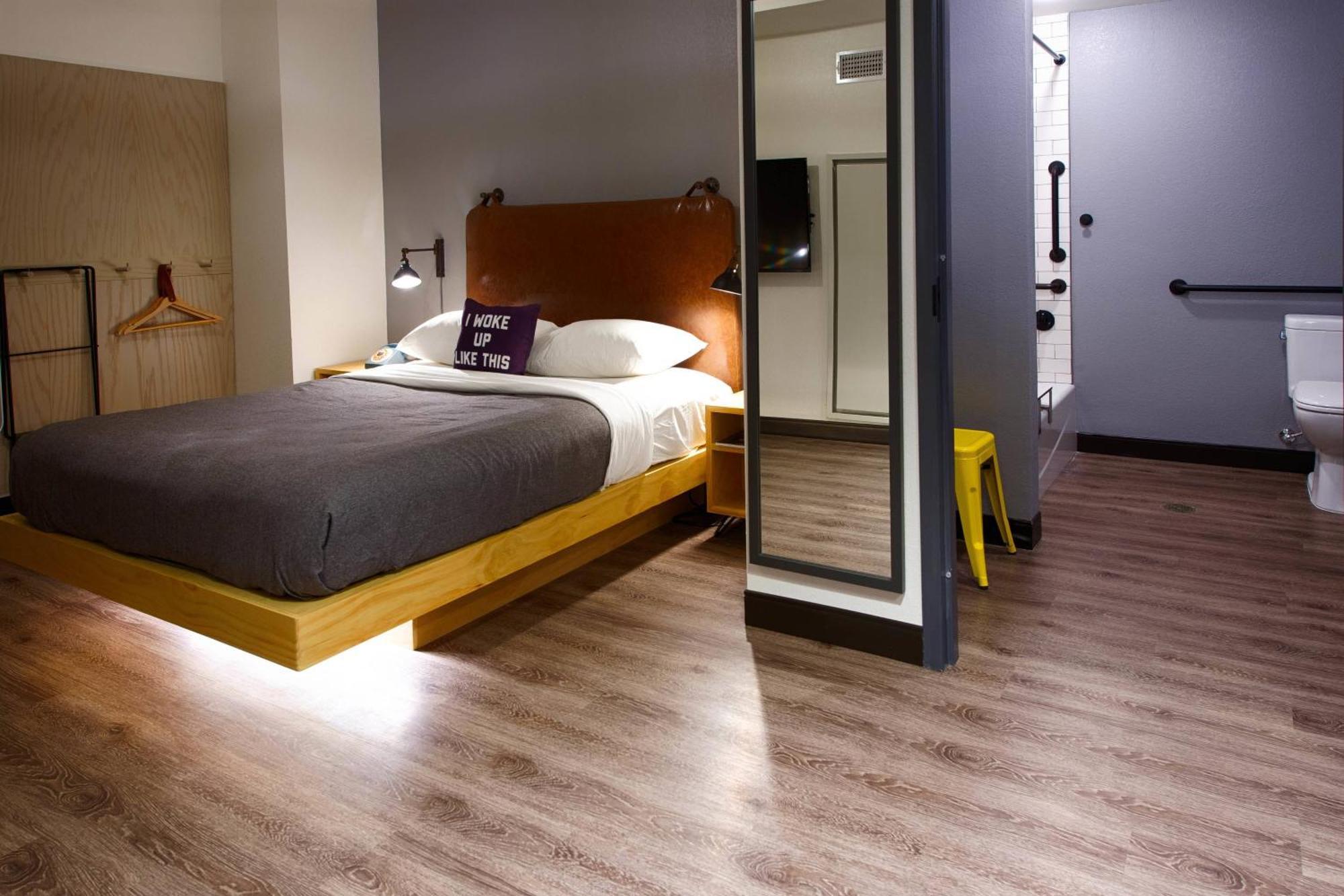 Готель Moxy New Orleans Downtown/French Quarter Area Екстер'єр фото