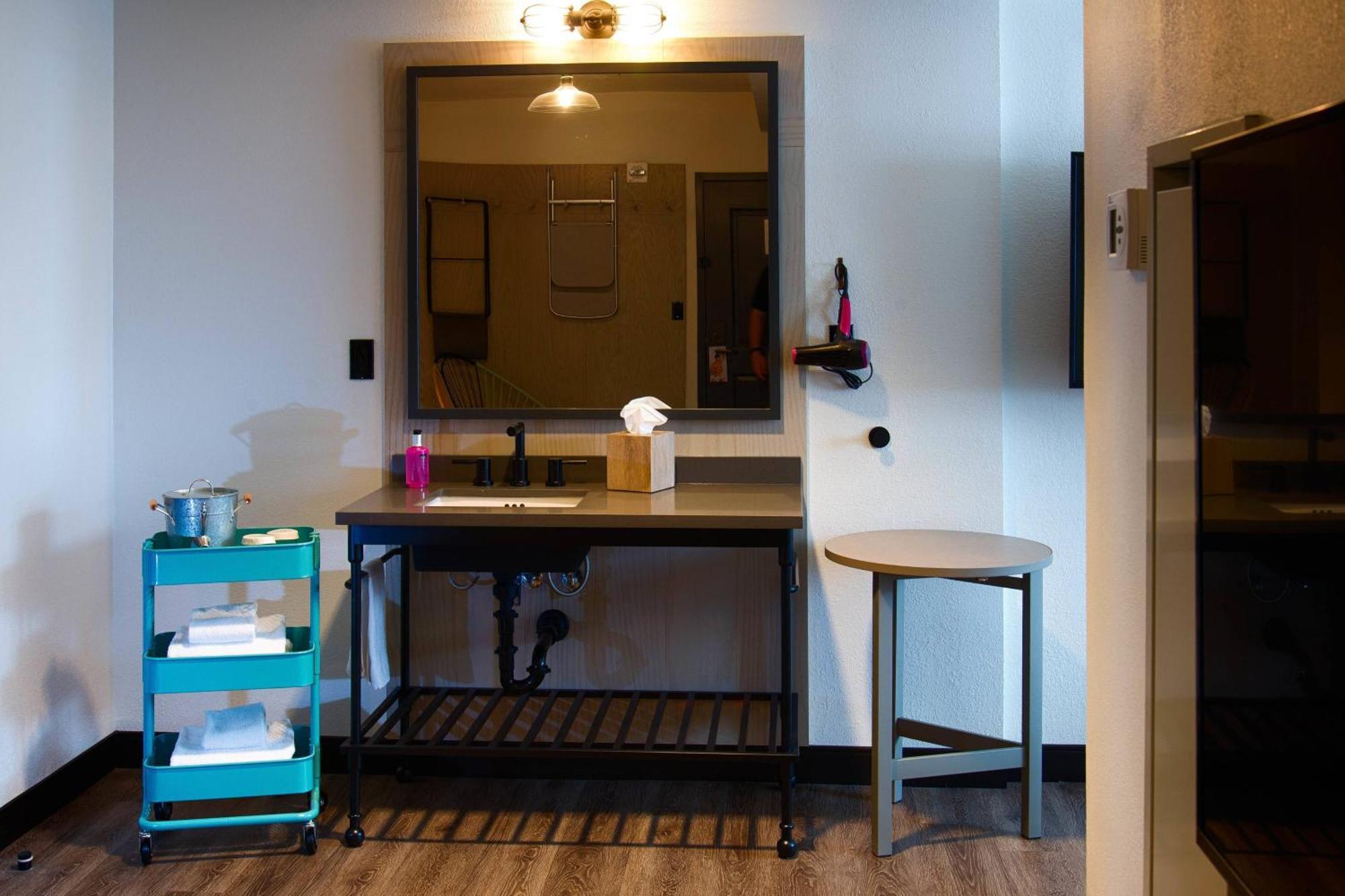 Готель Moxy New Orleans Downtown/French Quarter Area Екстер'єр фото