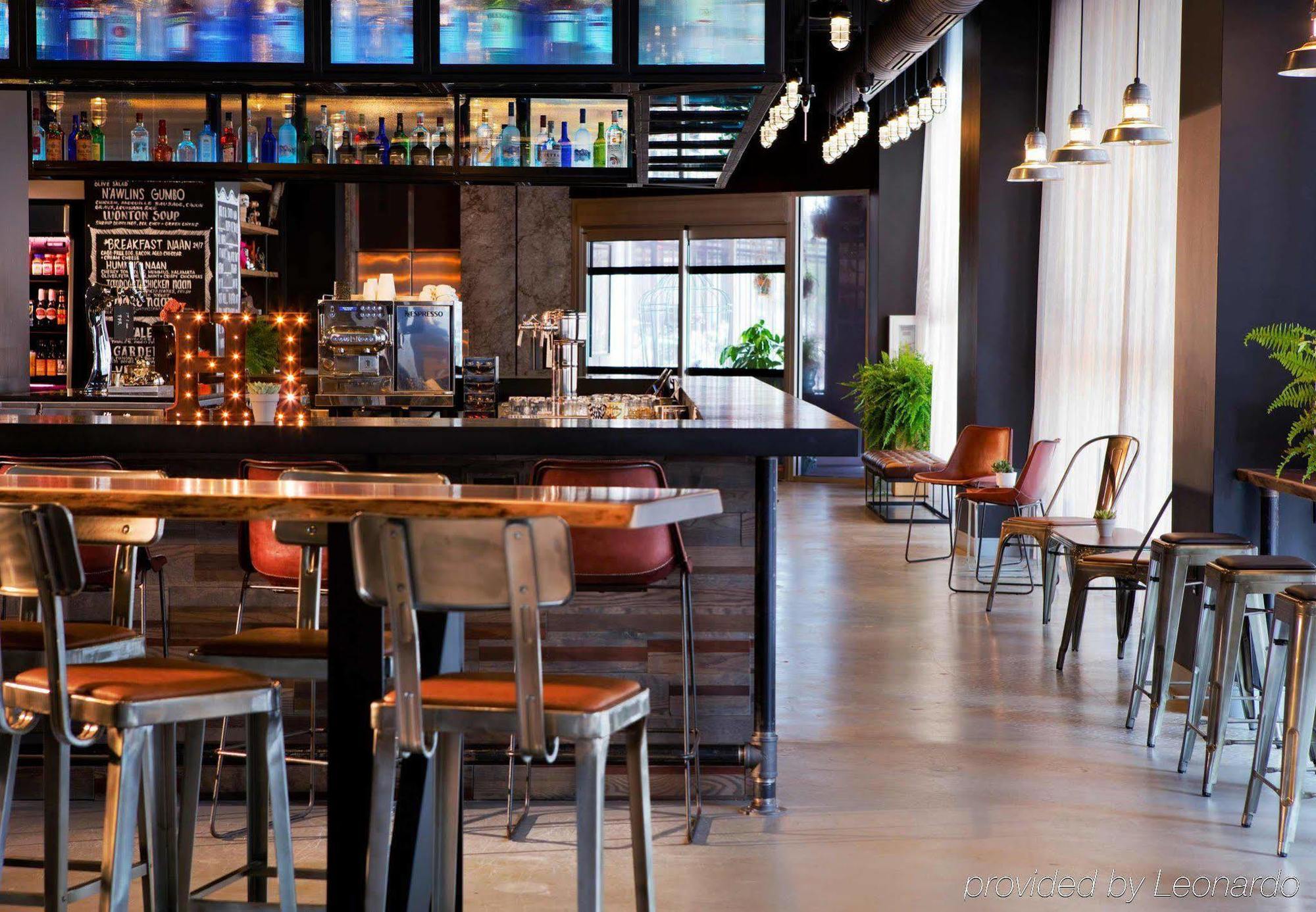Готель Moxy New Orleans Downtown/French Quarter Area Екстер'єр фото